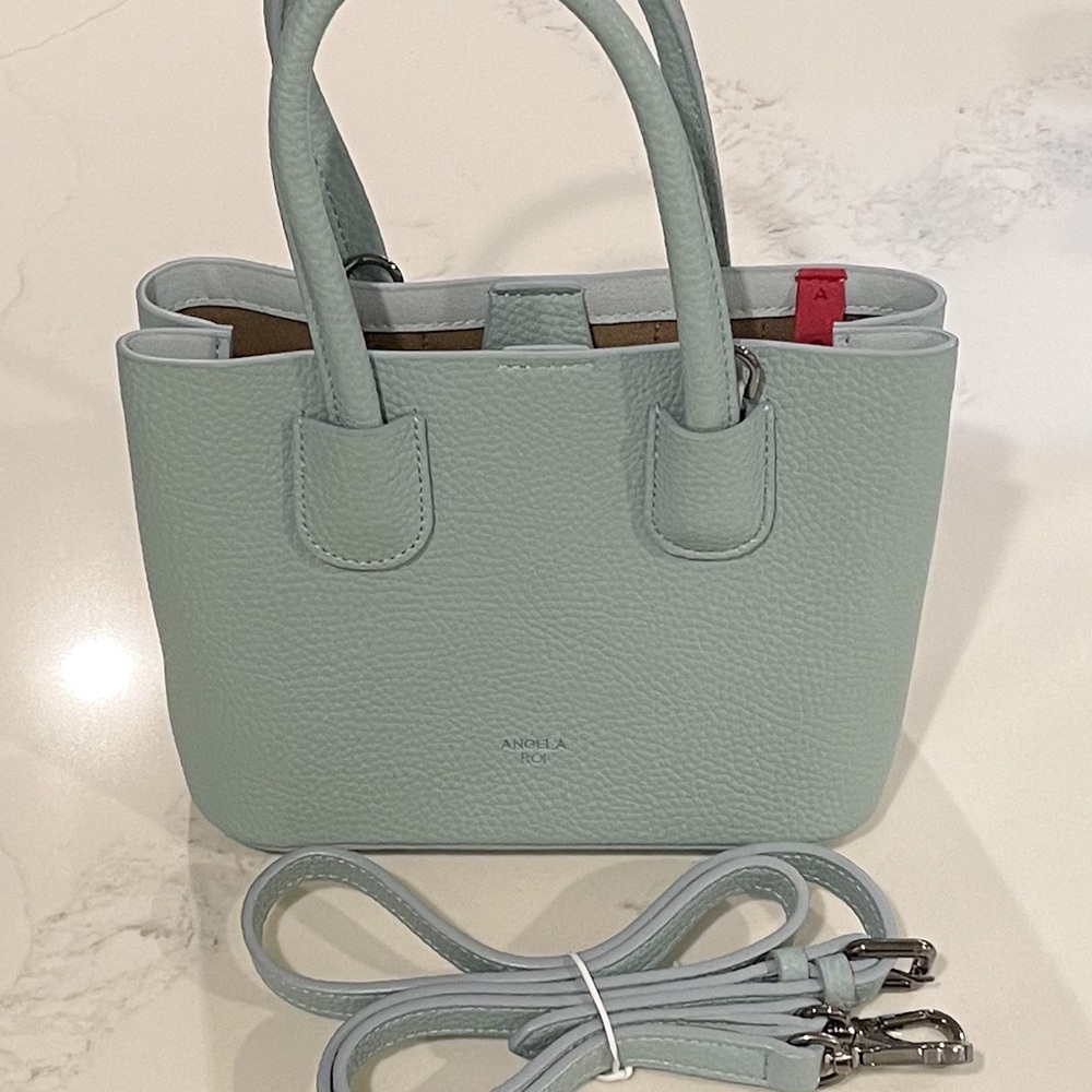Angela Roi Cher Micro Signet, light blue